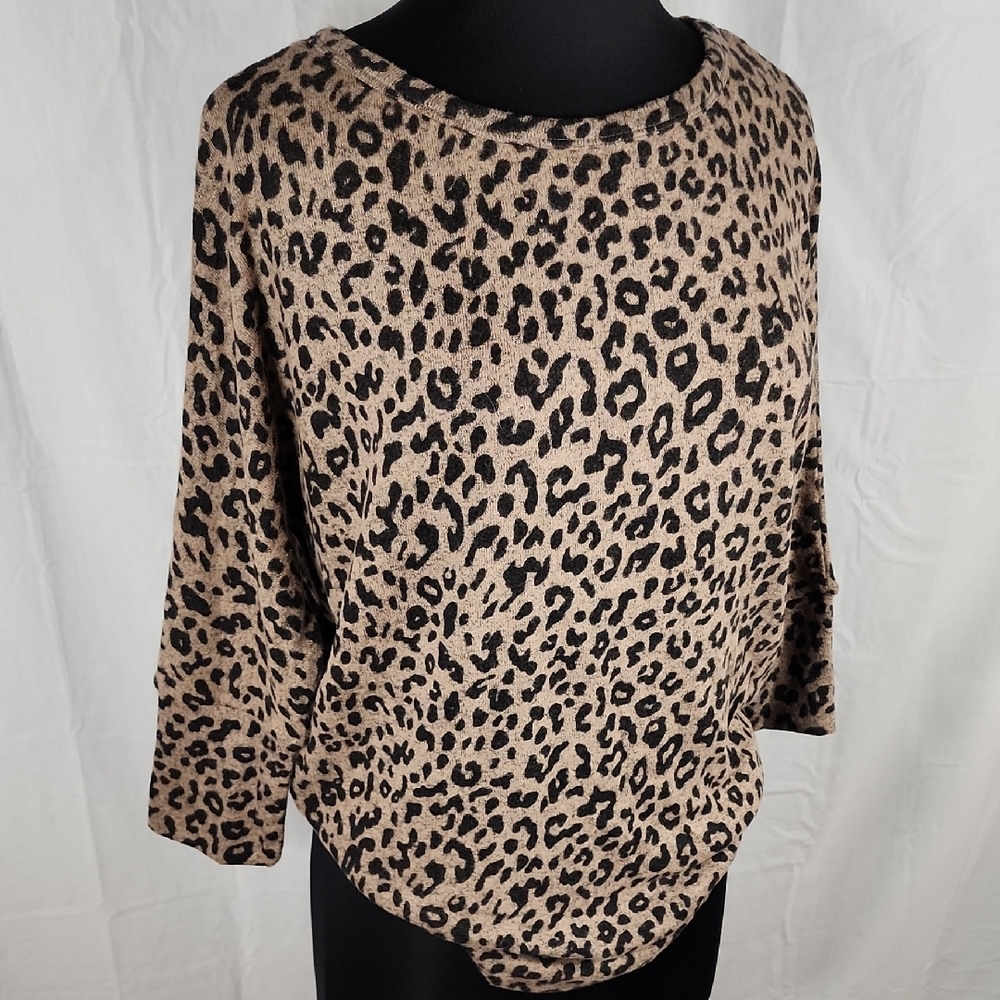 Market & Spruce Leopard Print Sweater 3/4 Sleeves Womens Size Medium